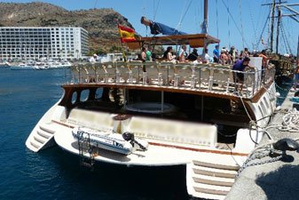 Catamaran Boot Feest